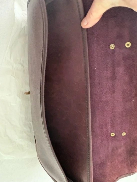 Coach Brown Leather Laptop Messenger Bag with Brass Turn-Lock - Picture 5 of 6